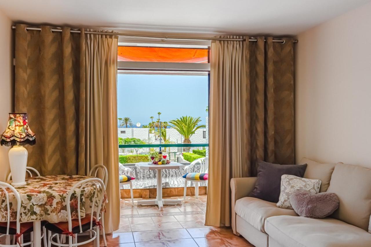 Apartment Apart America - 150 Meters From The Beach, Free Wi-Fi Arona  Zewnętrze zdjęcie