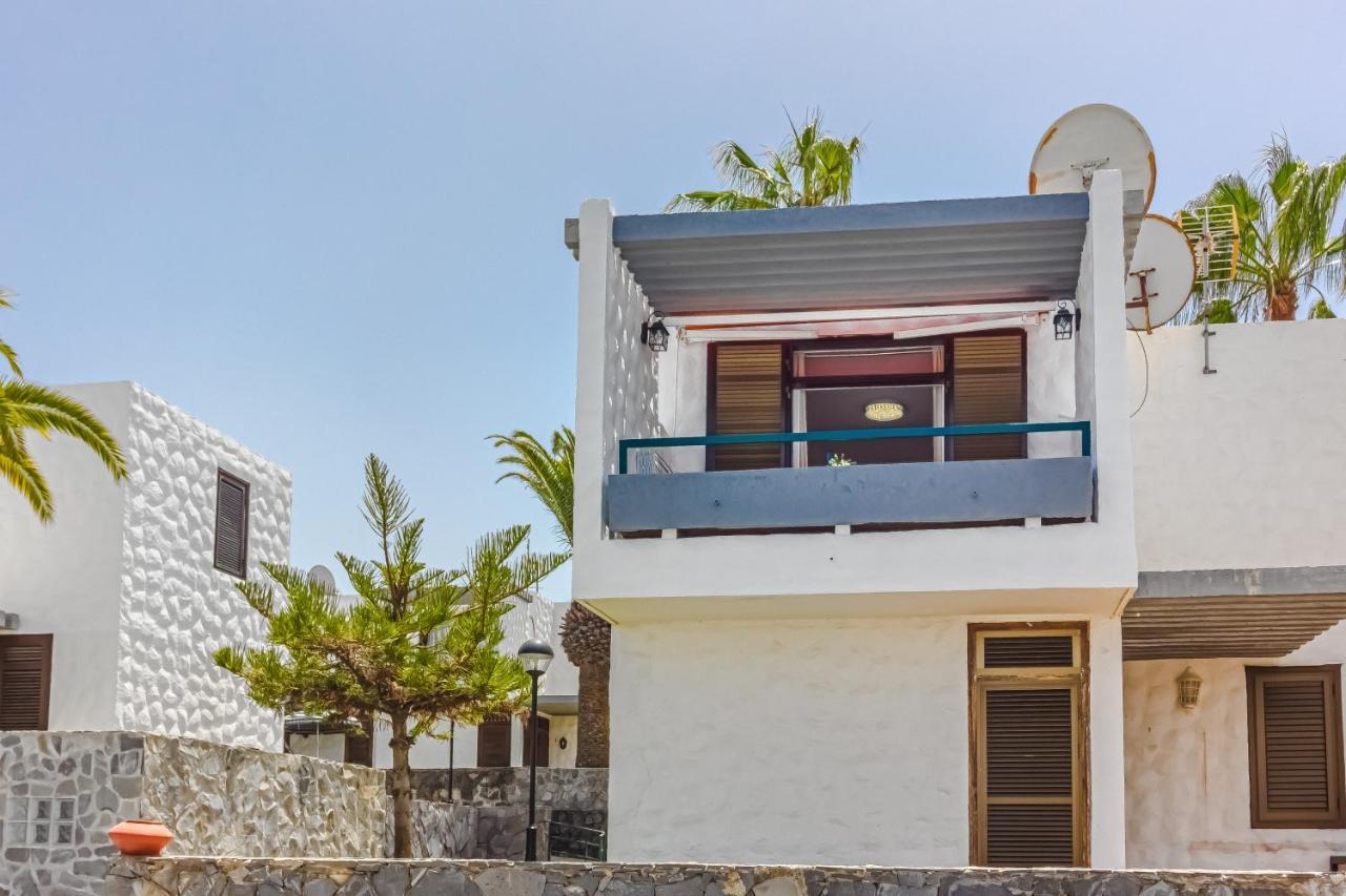 Apartment Apart America - 150 Meters From The Beach, Free Wi-Fi Arona  Zewnętrze zdjęcie