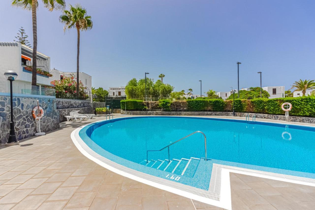 Apartment Apart America - 150 Meters From The Beach, Free Wi-Fi Arona  Zewnętrze zdjęcie