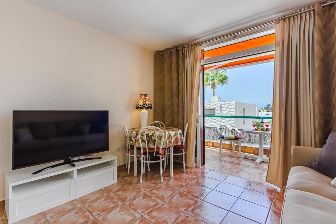 Apartment Apart America - 150 Meters From The Beach, Free Wi-Fi Arona  Zewnętrze zdjęcie